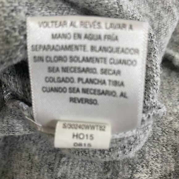 Bar III  Women's Gray Shark Bite Cowl Neck Lightweight Sweater NEW Size Medium - Picture 5 of 5